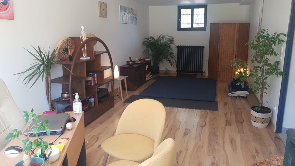 Salle de séance de Shiatsu et Danse thérapie à Cepoy